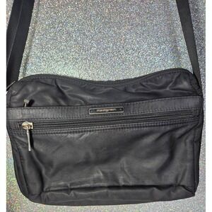 HEDGREN Black Nylon Crossbody Bag Adjustable Strap Multi Pocket Travel Purse